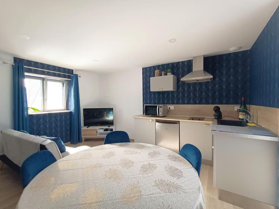 Appartement Independant La Tour Des Tuileries Aydoilles Eksteriør bilde